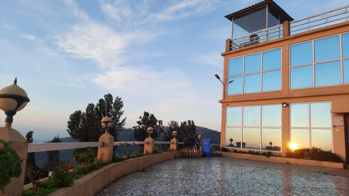 Tulips Valley View Resorts Ooty Esterno foto